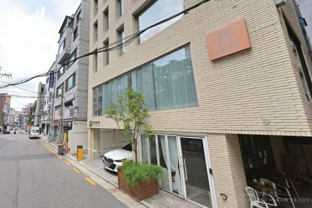 [논현동 미용실] 드라이 잘하는 미용실 살롱드환희 미용실 골목길