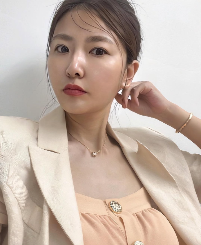 샬롱드 횐희 헤어샵-아이콘-원장